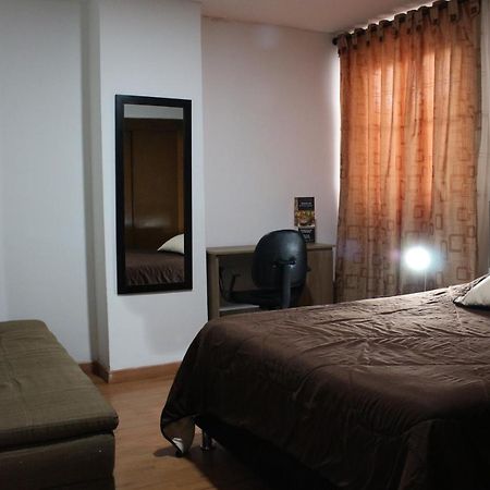 Hospedaje Sary House Bogota Ngoại thất bức ảnh