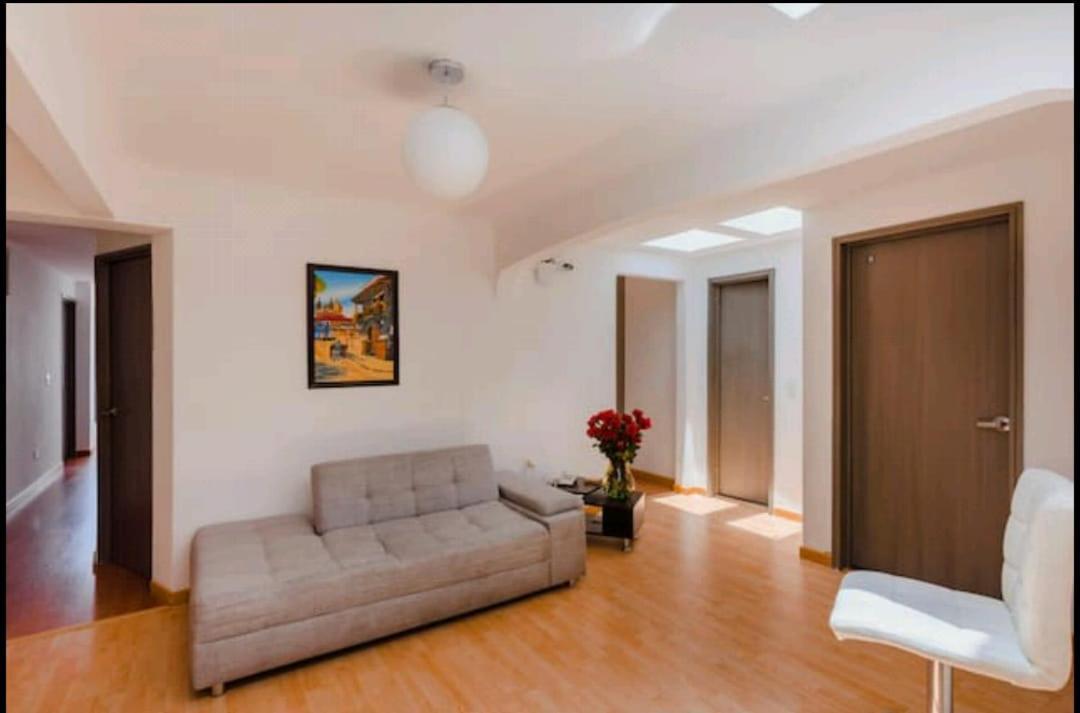 Hospedaje Sary House Bogota Ngoại thất bức ảnh