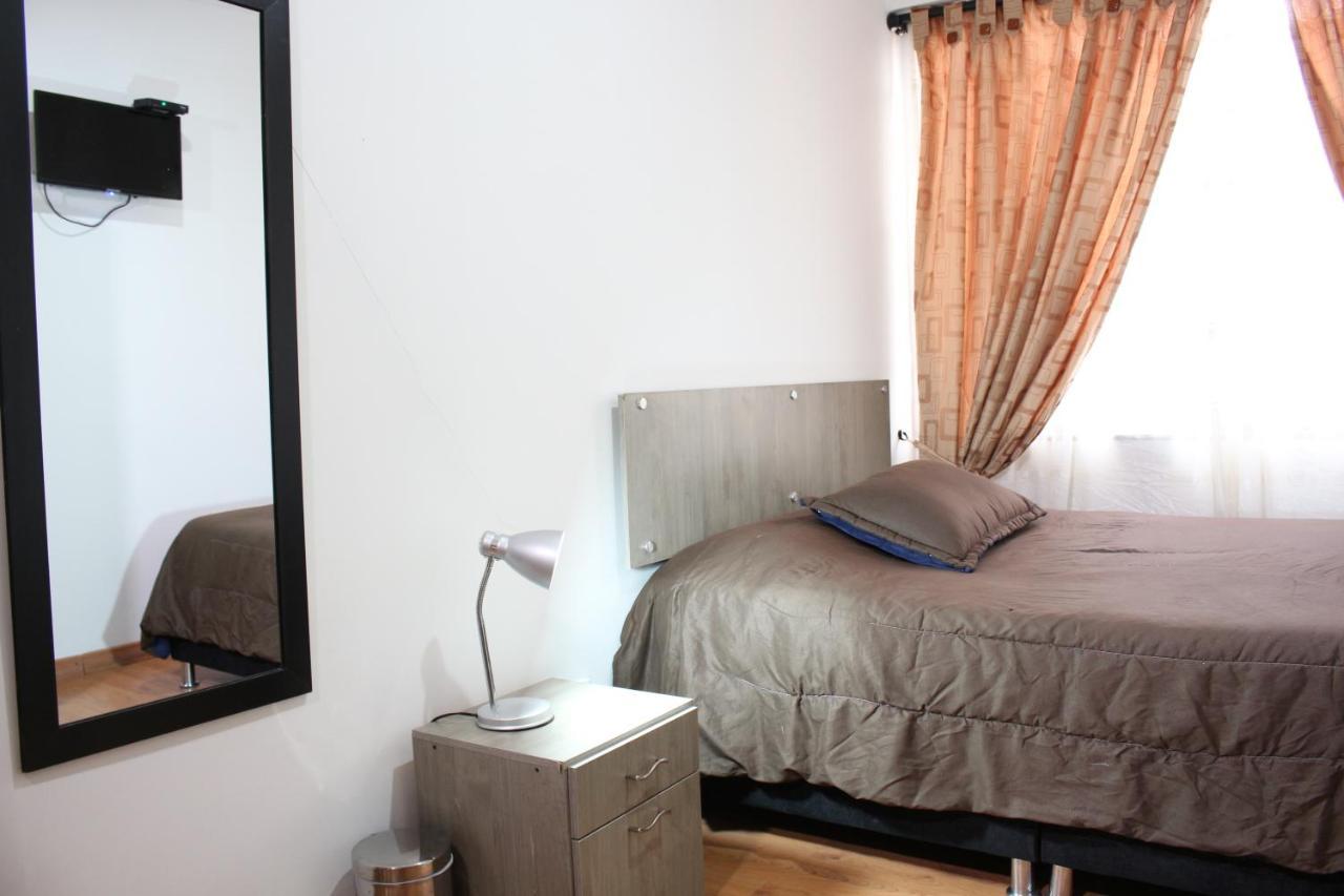 Hospedaje Sary House Bogota Ngoại thất bức ảnh